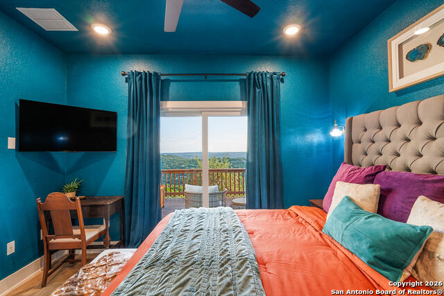 Image 37 of 49 For 460 Stenen Dr.