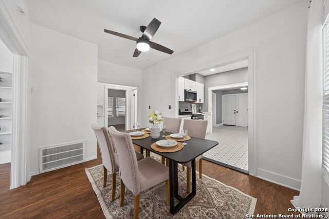 Listing photo id 10 for 306 Walton Ave