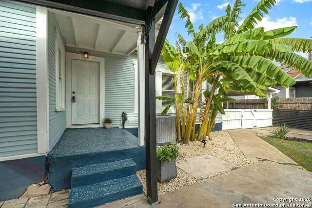 Listing photo id 32 for 306 Walton Ave