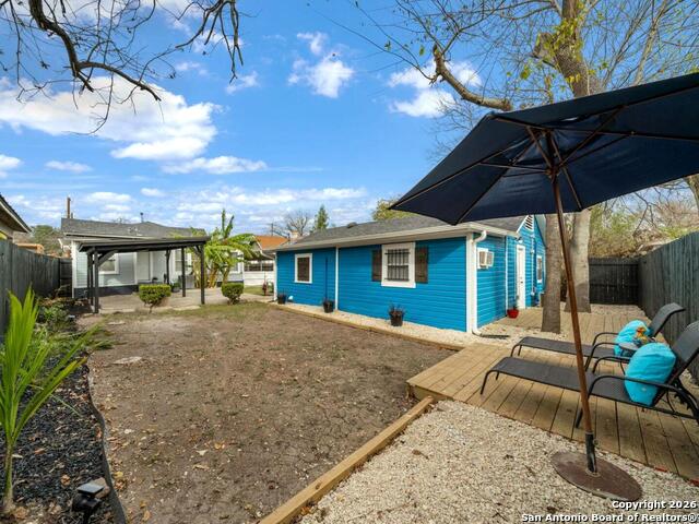 Listing photo id 39 for 306 Walton Ave