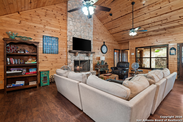 Image 14 of 47 For 1539 River Road