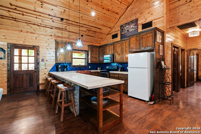 Image 17 of 47 For 1539 River Road