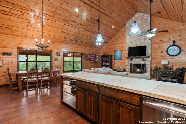 Image 20 of 47 For 1539 River Road