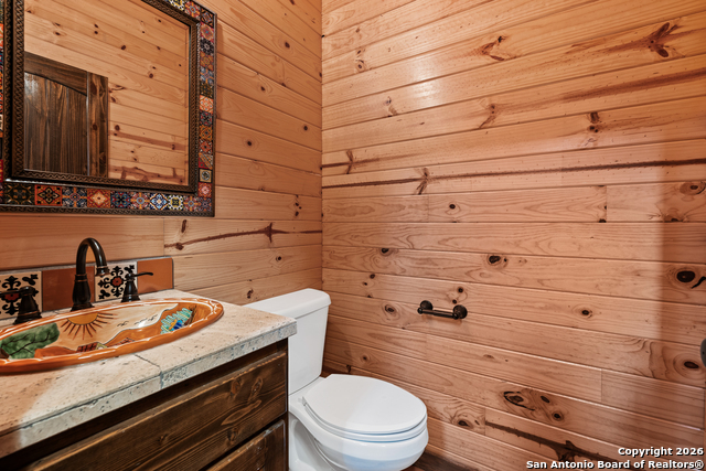 Image 26 of 47 For 1539 River Road