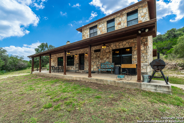 Image 39 of 47 For 1539 River Road