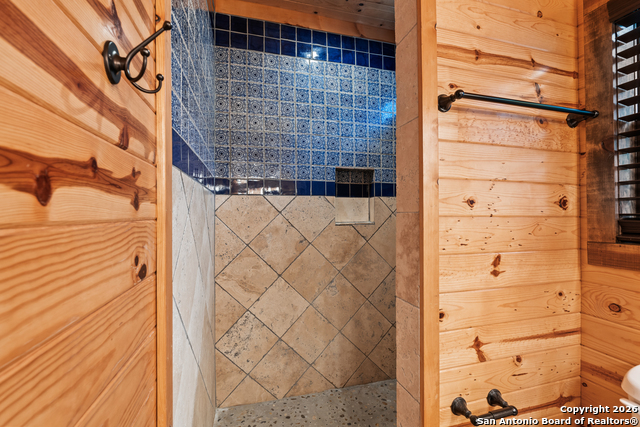 Image 9 of 47 For 1539 River Road