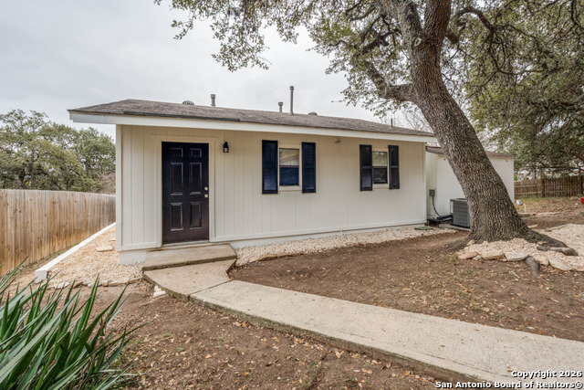 Image 3 of 23 For 505 Buckhorn