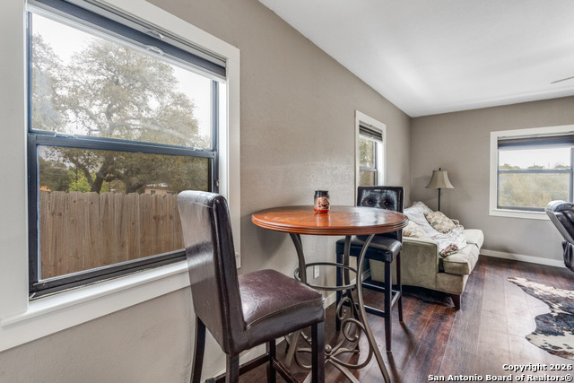 Image 7 of 23 For 505 Buckhorn