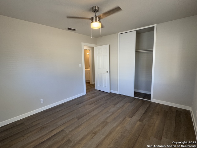 Image 19 of 27 For 106 Woodview