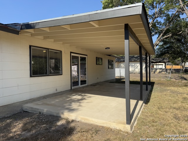 Image 24 of 27 For 106 Woodview