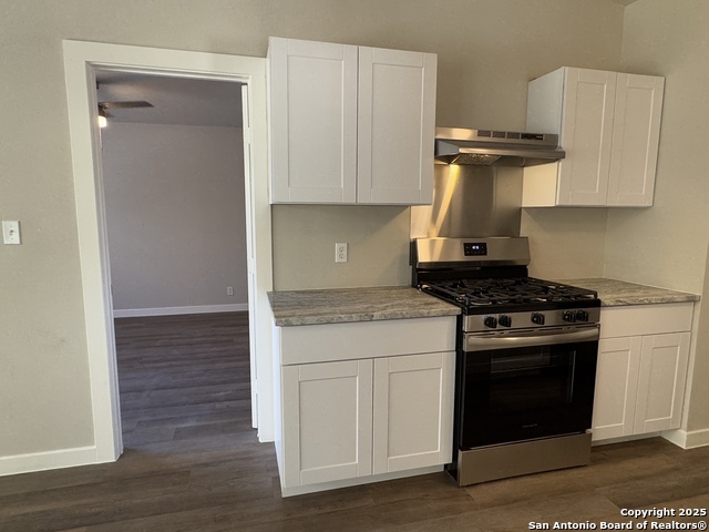 Image 9 of 27 For 106 Woodview