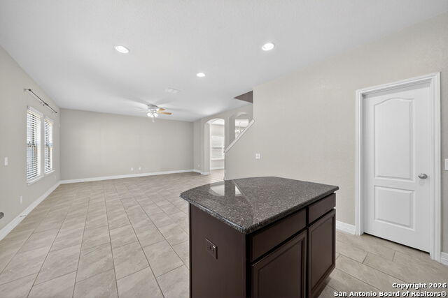 Listing photo id 9 for 1314 Begonia Bluff