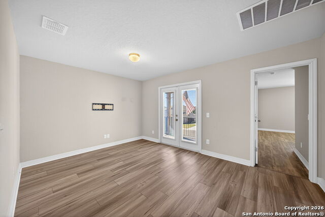 Listing photo id 24 for 1314 Begonia Bluff