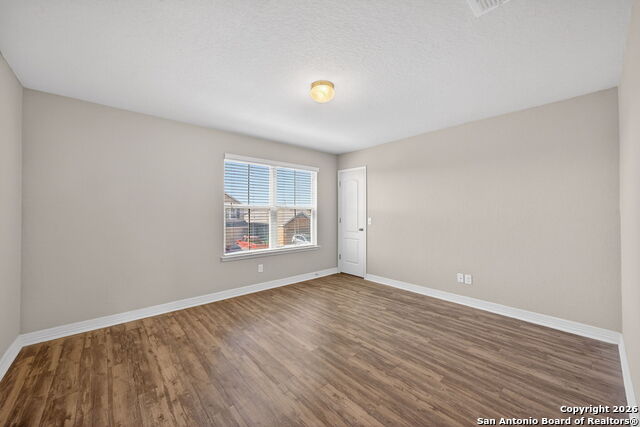 Listing photo id 25 for 1314 Begonia Bluff