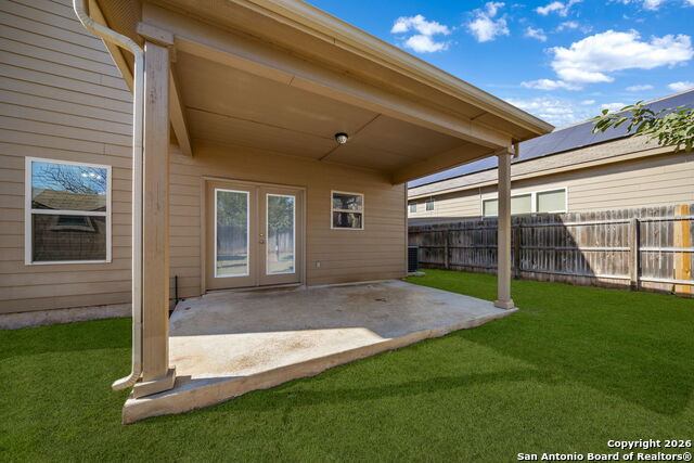 Listing photo id 32 for 1314 Begonia Bluff