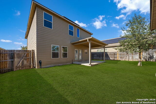 Listing photo id 34 for 1314 Begonia Bluff