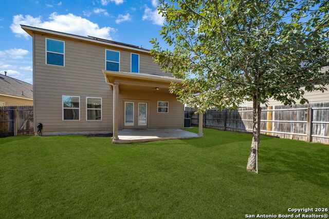 Listing photo id 35 for 1314 Begonia Bluff