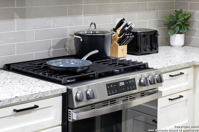 Image 10 of 37 For 1917 Huisache W