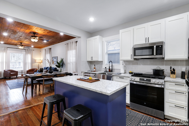 Image 20 of 37 For 1917 Huisache W