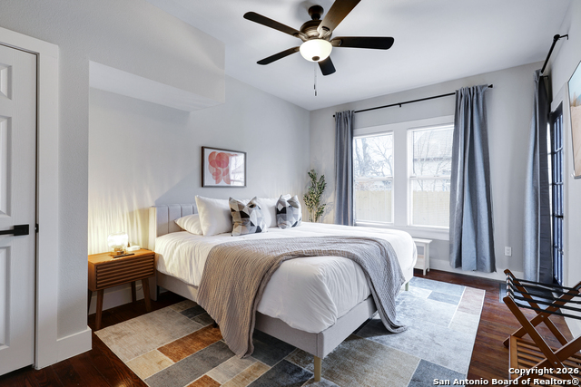 Image 29 of 37 For 1917 Huisache W