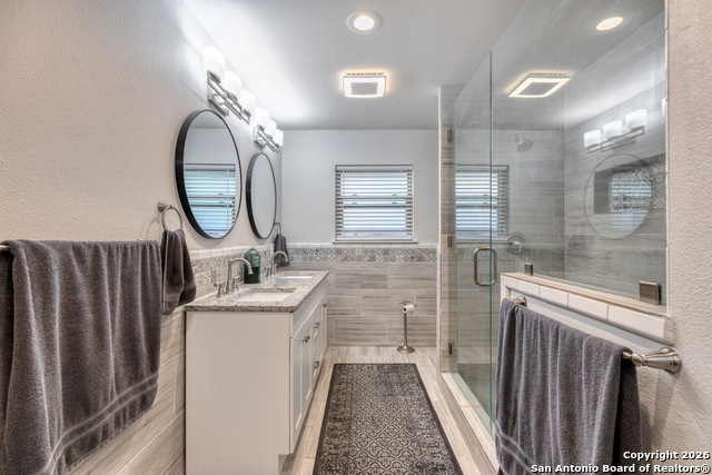 Image 18 of 26 For 614 Moorside