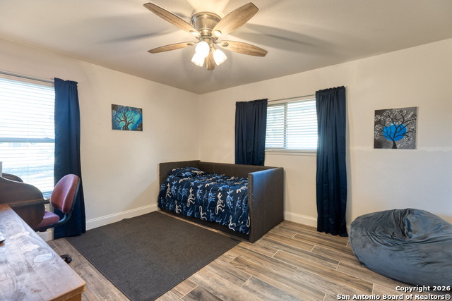 Image 21 of 26 For 614 Moorside