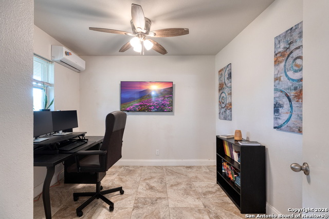 Image 23 of 26 For 614 Moorside