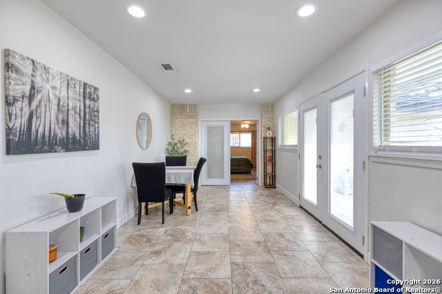 Image 8 of 26 For 614 Moorside