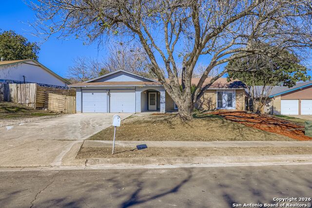 Image 2 of 28 For 5723 Sky Country