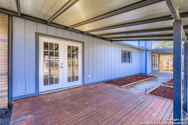 Image 23 of 28 For 5723 Sky Country