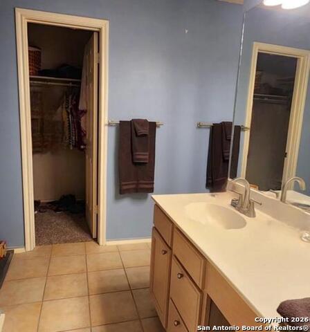 Image 12 of 23 For 7042 Congressional