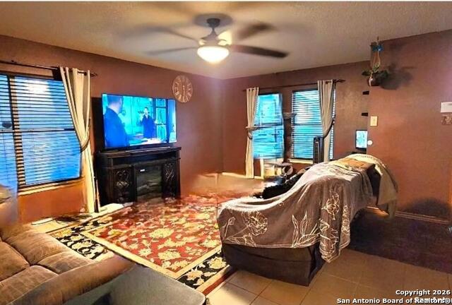 Image 2 of 23 For 7042 Congressional