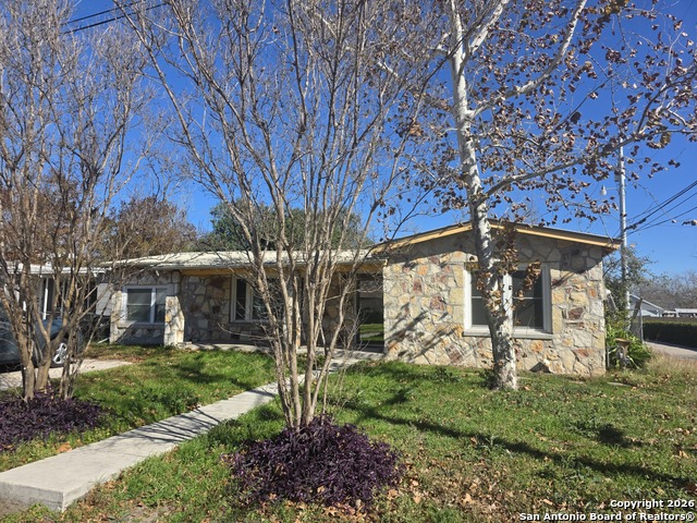 Details for 1003 Bartholomae, Seguin, TX 78155