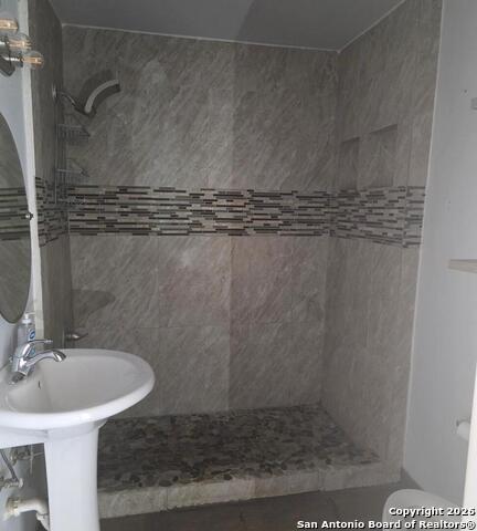 Image 3 of 16 For 1003 Bartholomae