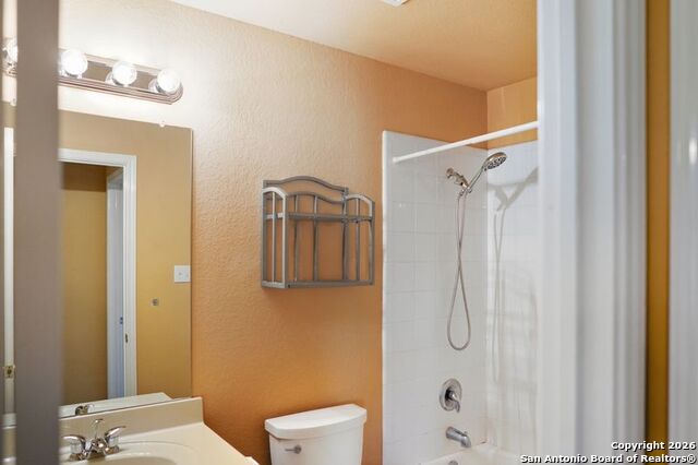 Image 39 of 43 For 8310 Bordeaux Bay