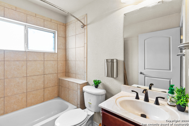 Image 15 of 25 For 3339 Harvest Hill