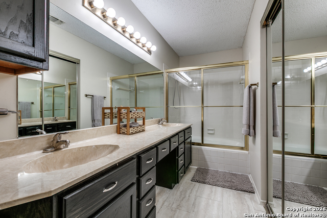 Image 17 of 24 For 138 Caleta  