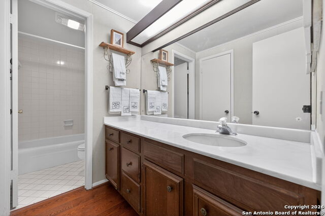 Image 34 of 41 For 3678 Hidden  #1301