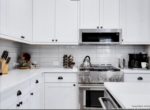 Image 10 of 21 For 311 Evergreen #20 E