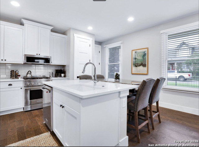 Image 11 of 21 For 311 Evergreen #20 E