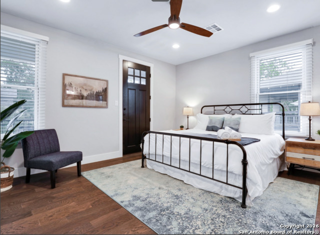 Image 14 of 21 For 311 Evergreen #20 E