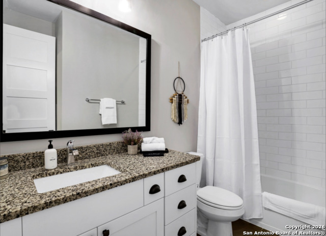 Image 20 of 21 For 311 Evergreen #20 E