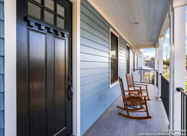 Image 3 of 21 For 311 Evergreen #20 E