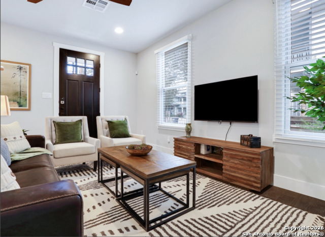 Image 7 of 21 For 311 Evergreen #20 E