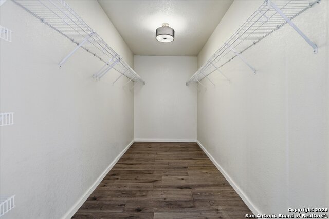 Image 24 of 31 For 4202 Waldon Pond