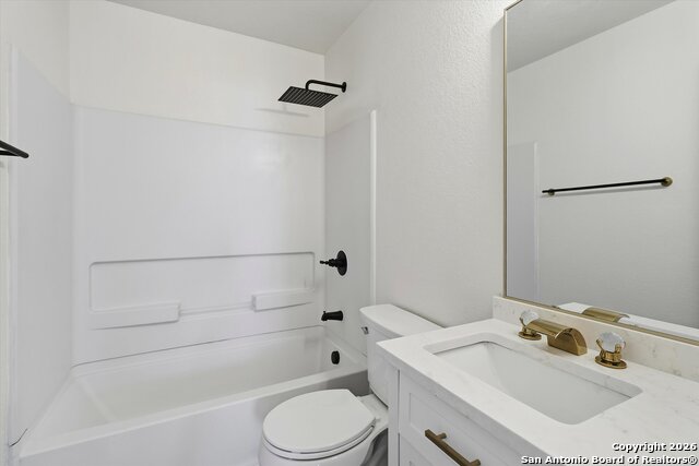 Image 28 of 31 For 4202 Waldon Pond