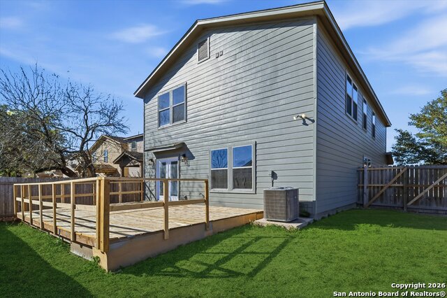 Image 29 of 31 For 4202 Waldon Pond