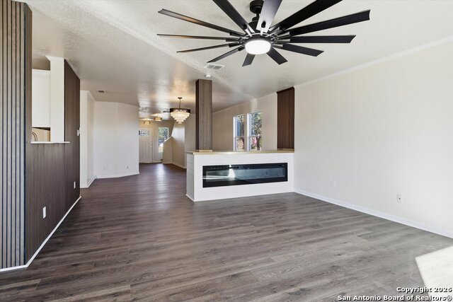 Image 9 of 31 For 4202 Waldon Pond