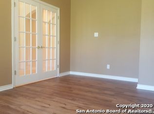 Image 11 of 24 For 409 Kendall Pkwy