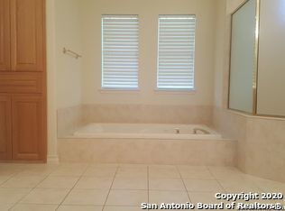 Image 12 of 24 For 409 Kendall Pkwy